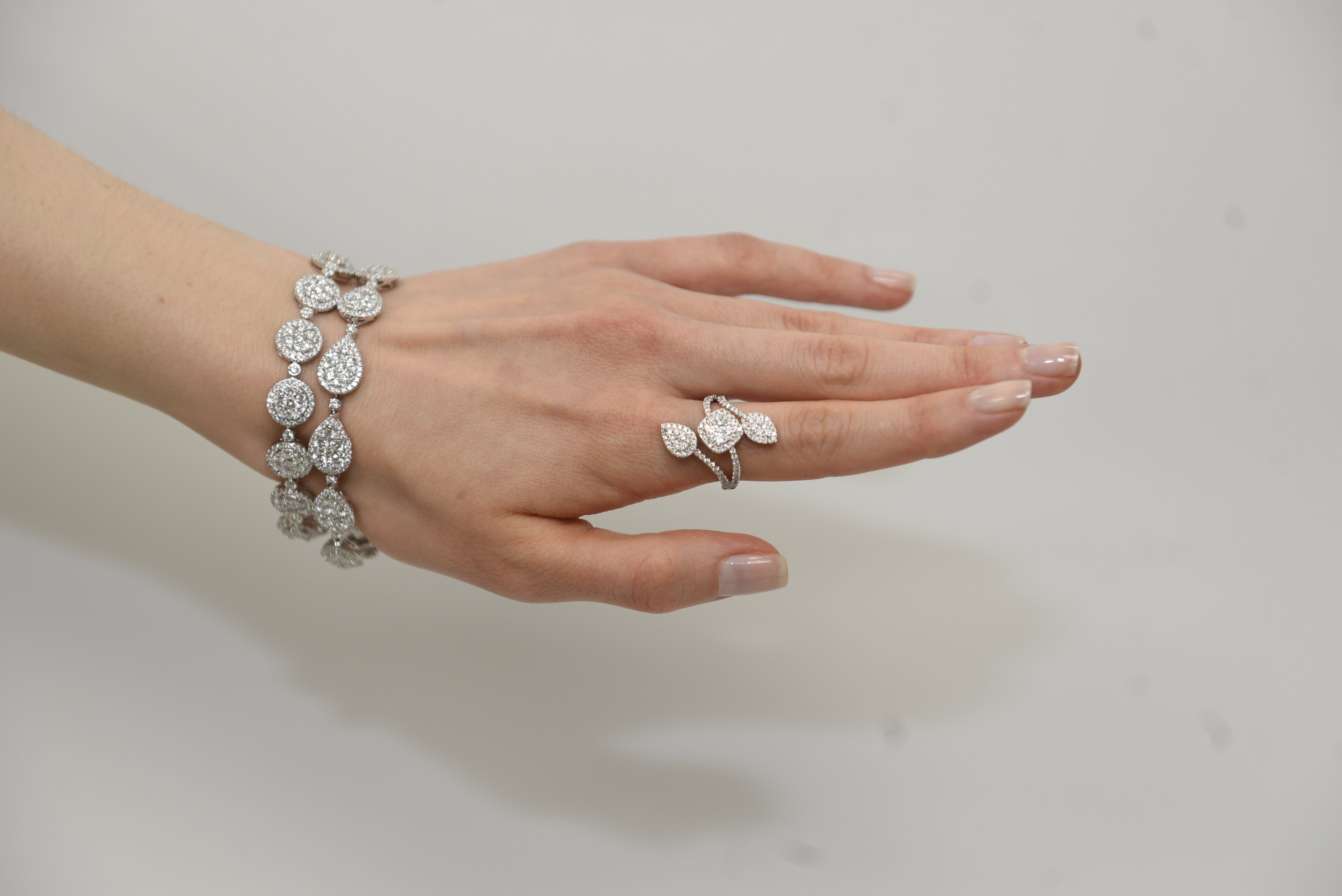 Popular Engagement Ring Styles: A Guide to Finding the Perfect Ring